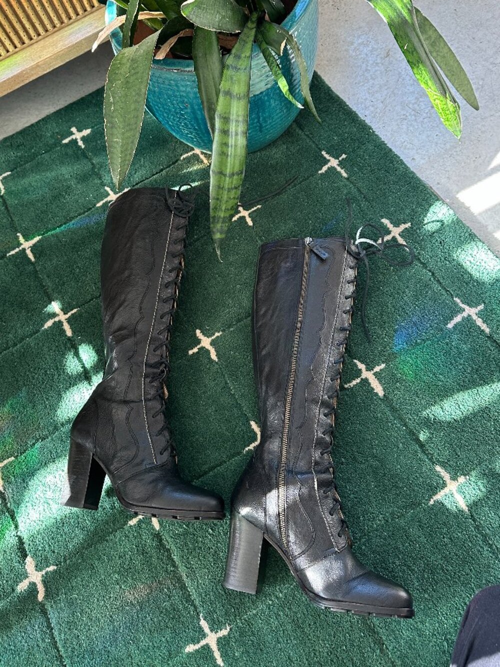 Frye x Anna Sui Collab Parker Tall Leather Lace Up Boots 8 - Picture 11 of 12